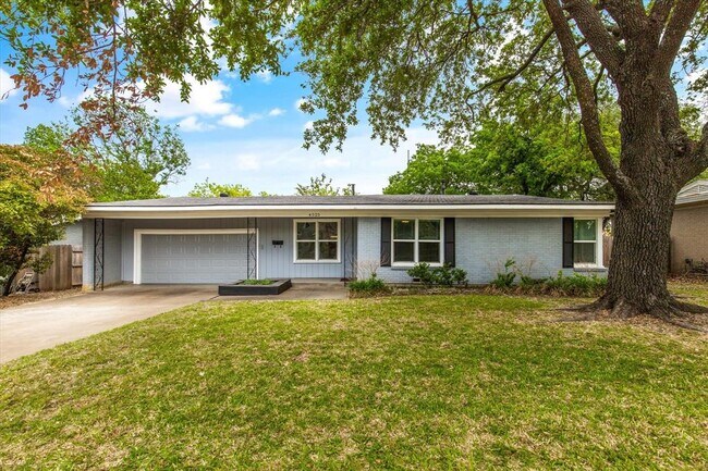 Building Photo - 4525 Selkirk Dr