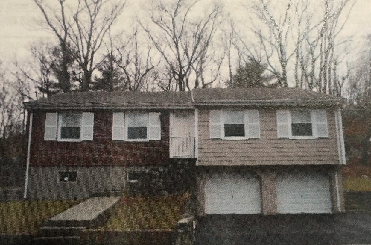 Primary Photo - 18 Linwood Ave