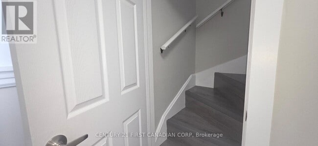 Building Photo - 59 Fifth Ave