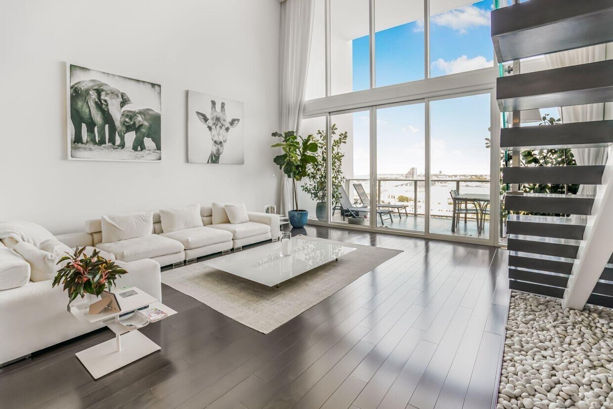1040 Biscayne Blvd Unit 1102, Miami, FL 33132 - Condo for Rent in Miami ...