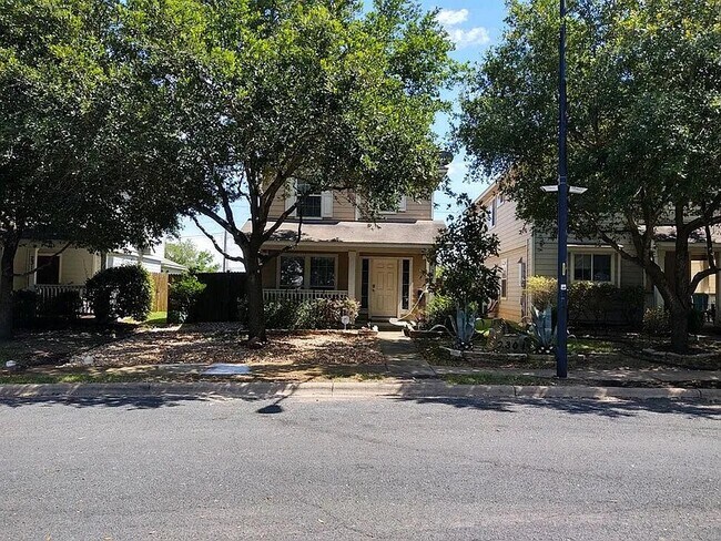 Foto del edificio - 2309 Melissa Oaks Ln