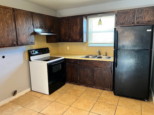 Foto del edificio - "Charming 2-Bedroom Duplex Retreat on Buena Vista Avenue, Van Buren!"