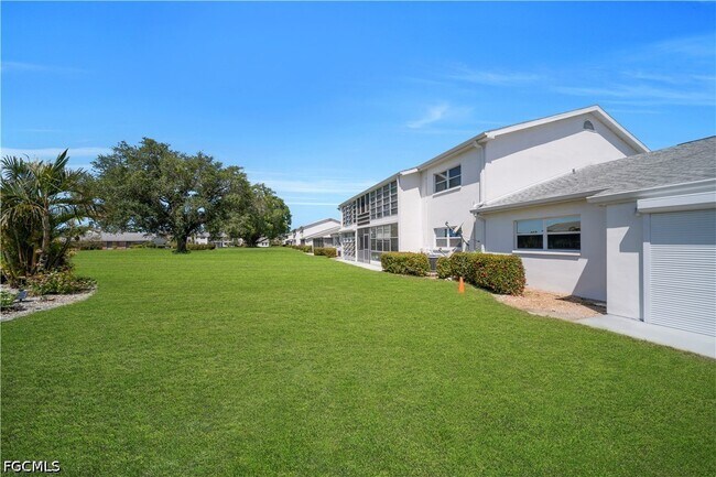 Foto del edificio - 8741 Lueck Ln