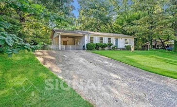Building Photo - 264 Garden Dr