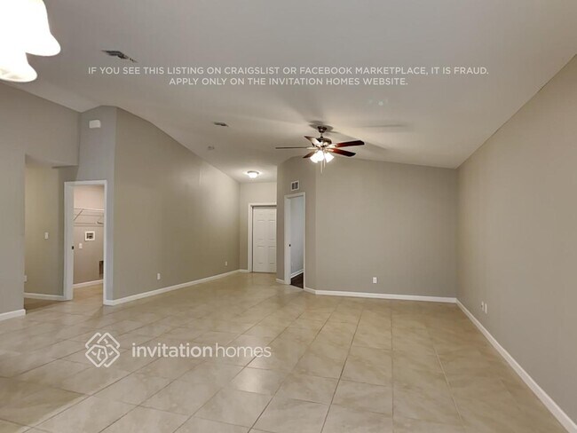 Foto del edificio - 1580 SW California Blvd