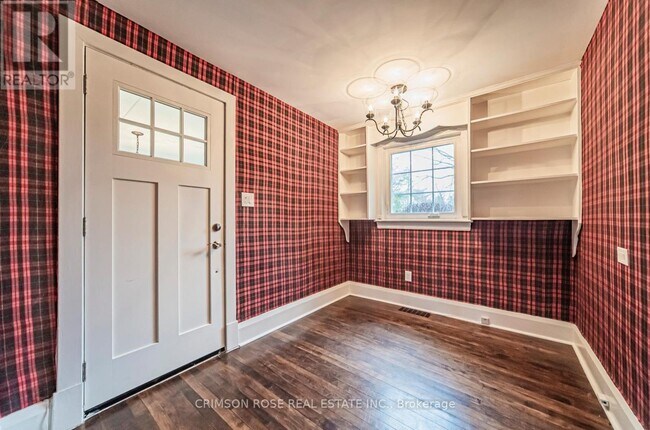 Photo du bâtiment - 40 Birch Hill Ln