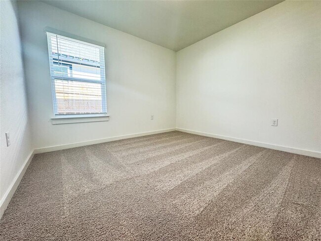 Foto del edificio - 7604 Purple Drop Bnd