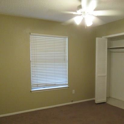 Building Photo - 922 Navasota Dr
