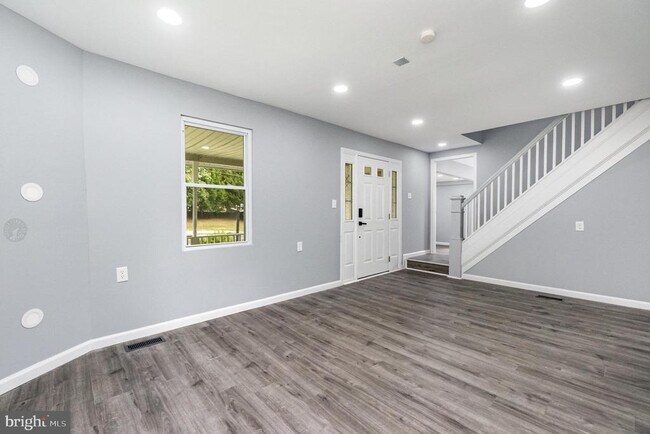 Building Photo - 1320 Conowingo Rd