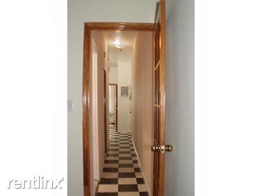 Primary Photo - 4 br, 2 bath Apartment - 140 E 7th St