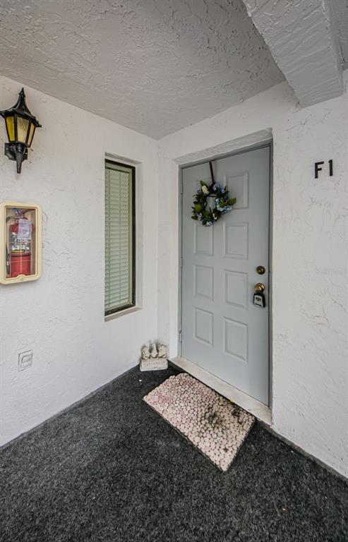 Foto del edificio - 1151 Pine Ridge Cir W