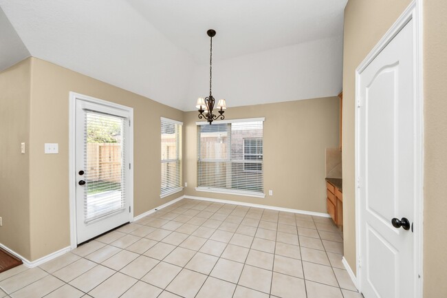 Foto del edificio - 10118 Heron Meadows Dr