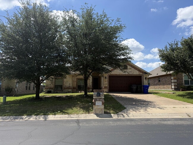 Foto del edificio - 9804 Houston Dr