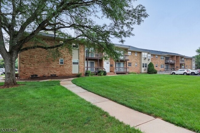 Building Photo - 534 Andria Ave
