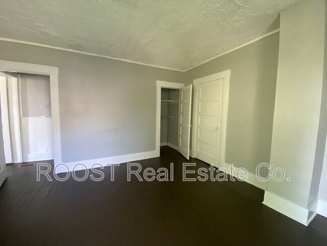 Foto del edificio - 612/614 Cedar St