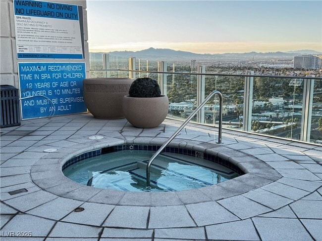 Building Photo - 200 Hoover Ave