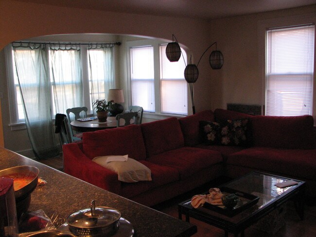 Foto del edificio - 803 W Cedar St