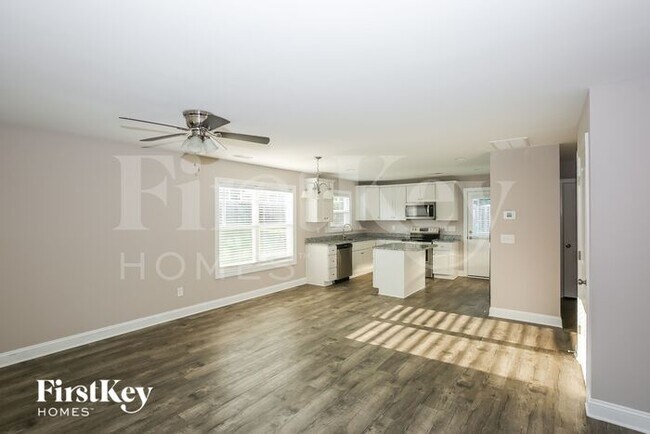 Building Photo - 760 Cherrywood St