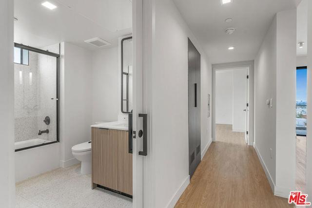 Foto del edificio - 3688 Overland Ave