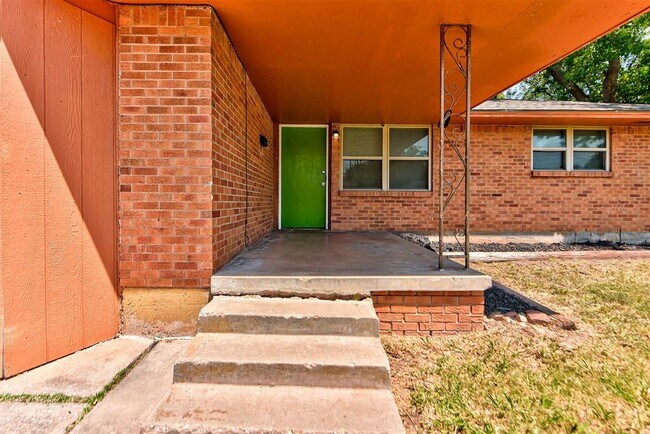 Foto del edificio - 773 SW 2nd St
