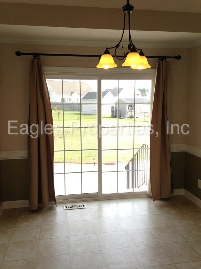 Building Photo - 130 Willowbrook Dr, Pikeville, NC, 27863