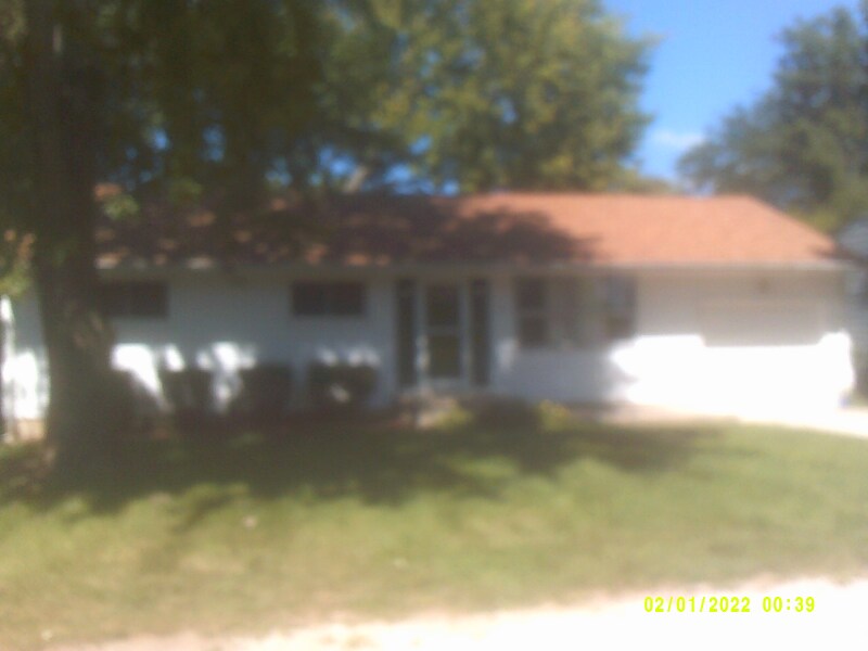 Primary Photo - 722 Summit St