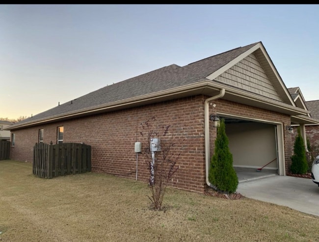 Building Photo - 12620 Holstein Ln
