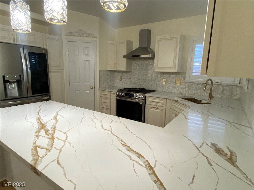 Foto principal - 4016 Angel Face St