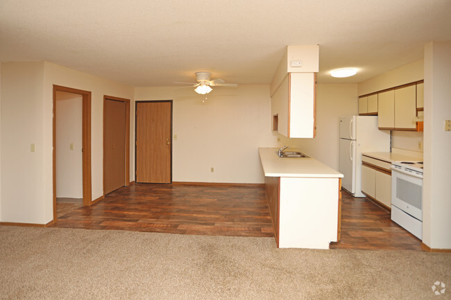 Interior Photo - Pine Pointe Apartments