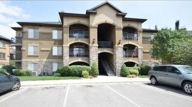 Building Photo - 546 S 2150 W