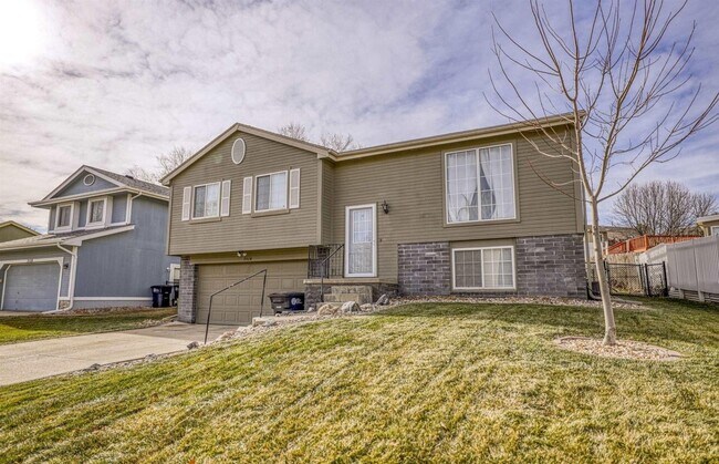 Building Photo - Location, Location, Location