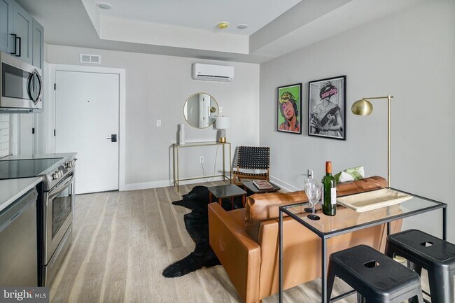 Foto del edificio - 2600 W Girard Ave