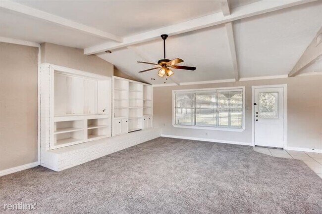 Building Photo - 3 br, 2 bath House - 156 South Pearson Lane