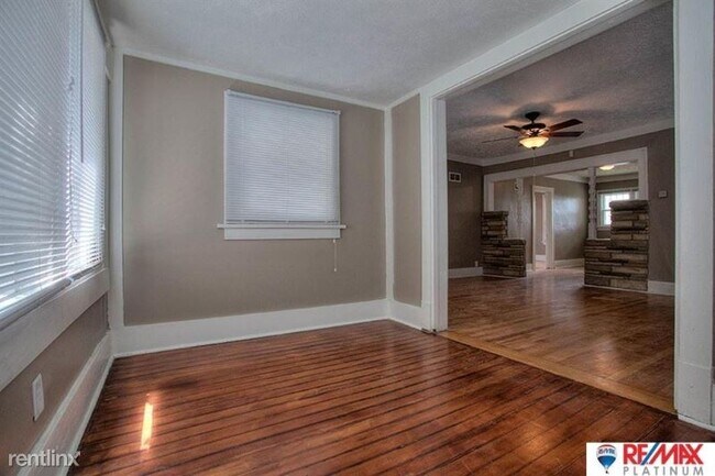 Building Photo - 4 br, 2 bath House - 4204 Pacific St