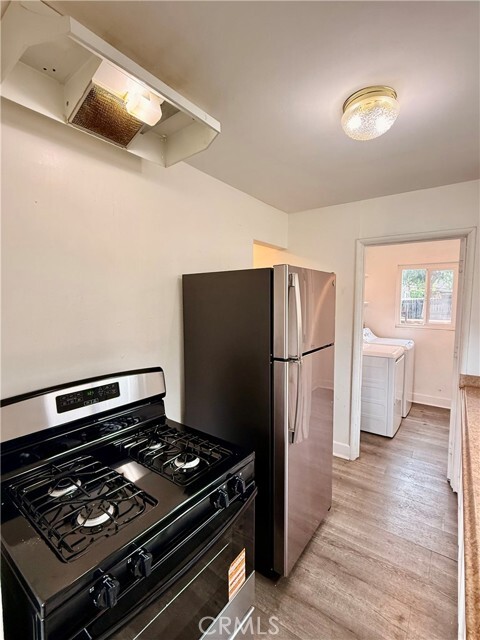Building Photo - 813 E Nocta St