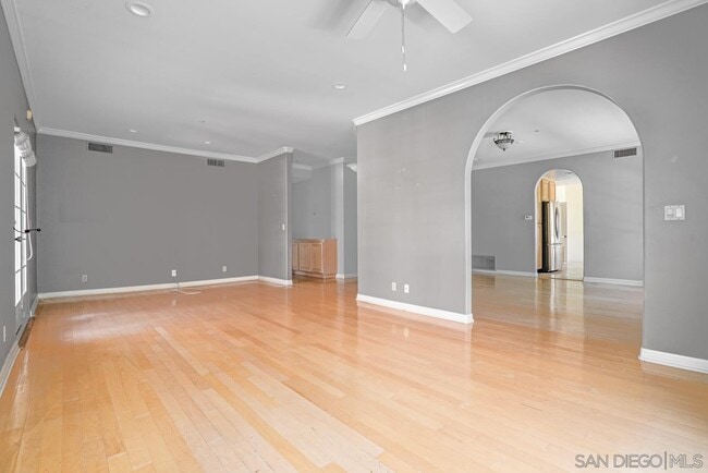 Building Photo - 229 Orange Ave