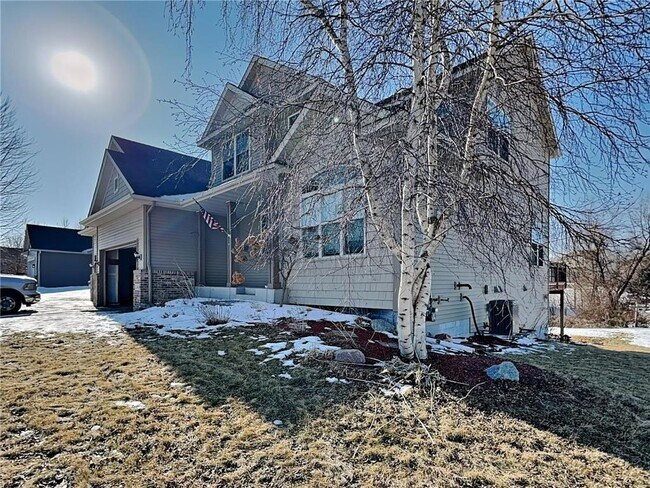 Foto del edificio - 2248 Longhorn Ln