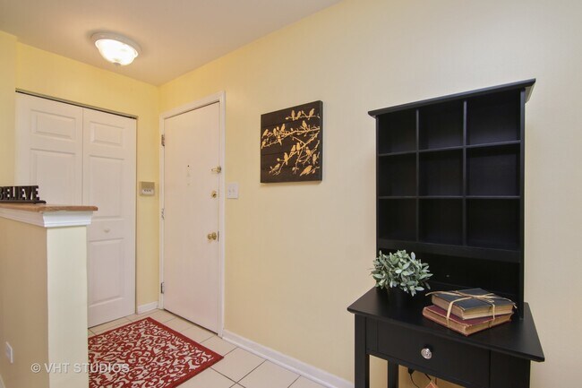 Foto del edificio - 1619 N Windsor Dr