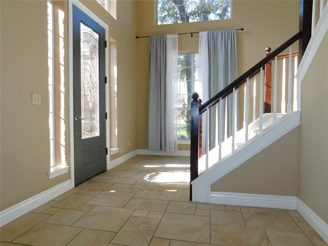 Building Photo - 2765 Fernwood Dr