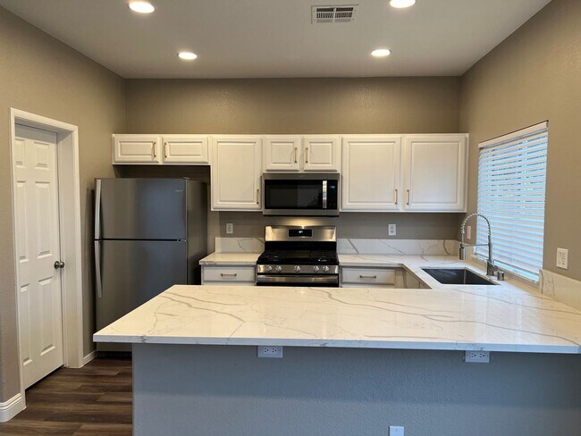 Foto del edificio - 2 br, 2.5 bath House - 2594 Lazy Saddle Drive