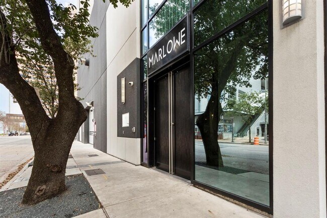 Foto del edificio - 1211 Caroline St