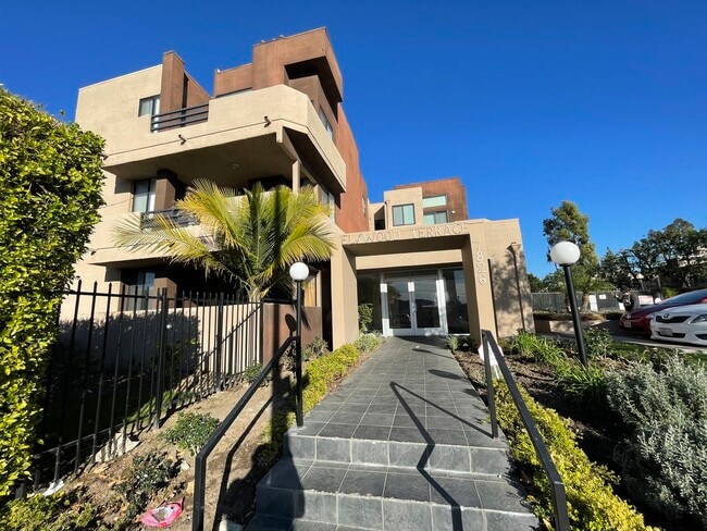 Building Photo - 7826 Topanga Canyon Blvd