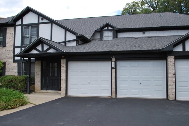 Building Photo - 181 Grove Ave