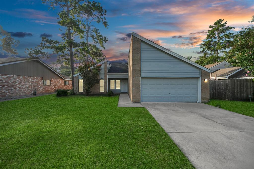 Foto principal - 13602 Cedar Point Dr