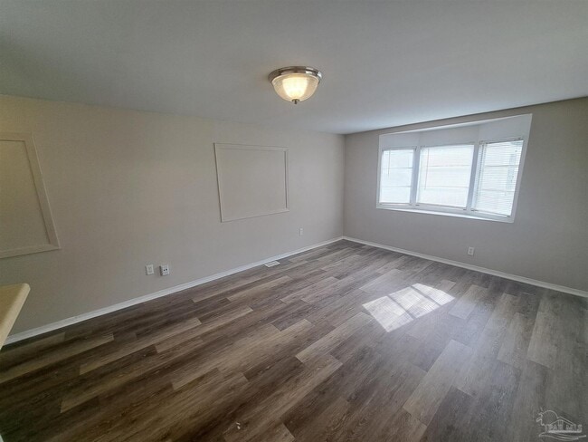 Foto del edificio - 2821 Hillcrest Ave