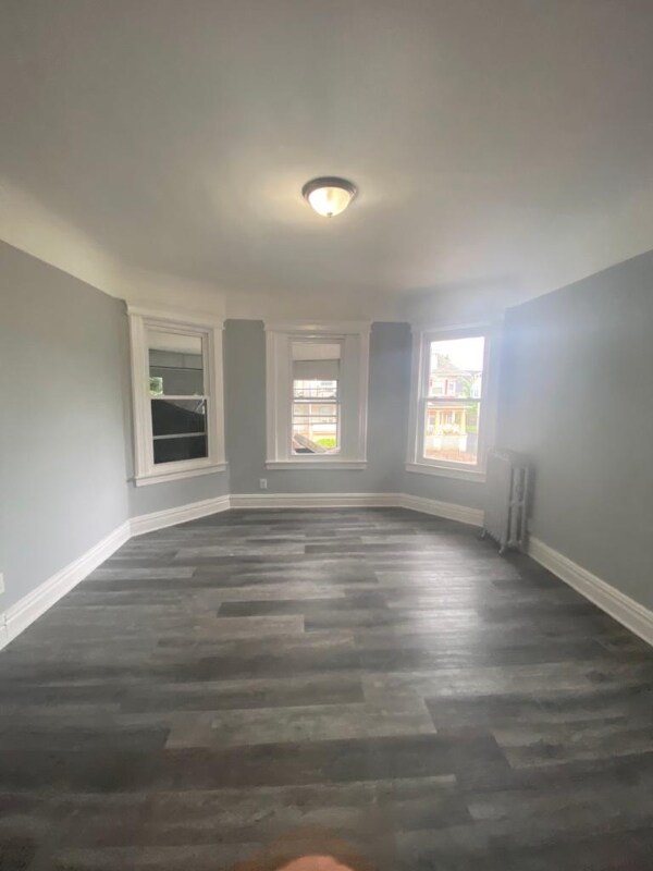 917 S 17th St Unit 2, Newark, NJ 07108 Condo for Rent in Newark, NJ