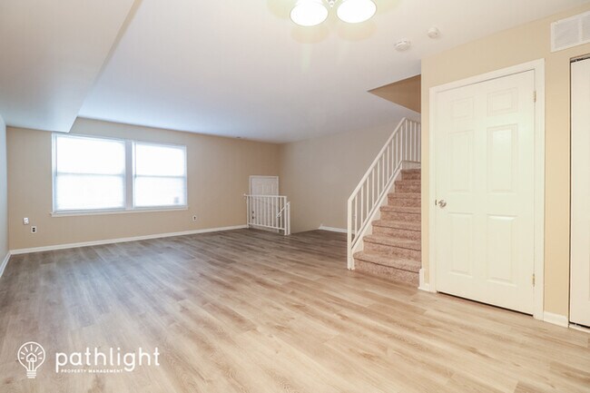 Foto del edificio - 3974 Gloucester Court, Bensalem, PA, 19020