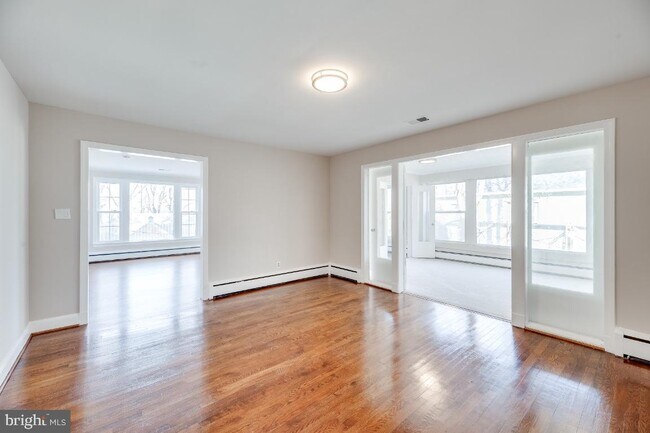 Foto del edificio - 4740 34th St N