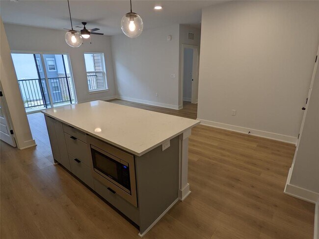 Foto del edificio - 2500 Longview St