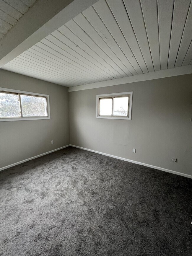 180 N Sylvan Ave Unit G, Columbus, OH 43204 Apartment for Rent in